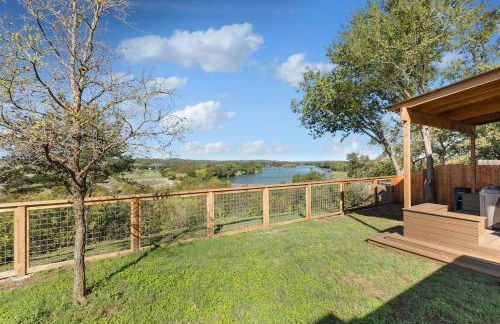 Guadalupe Bluff Farmhouse - Foto 42