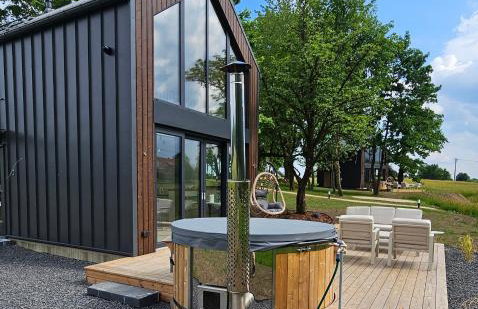 Vilanovka - domki z prywatną balią przy stawie i lesie - Foto 1