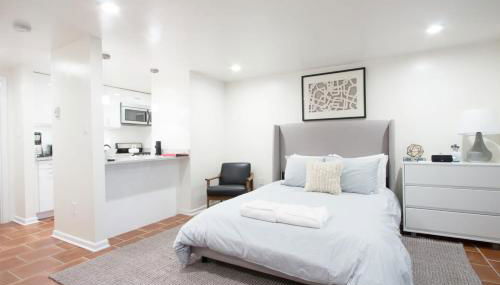 WELL-EQUIPPED STUDIO APT - WALK TO METRO SUBWAY - Foto 4