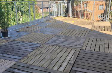 Gemütliche Wohnung mit großer Dachterrasse - Foto 2