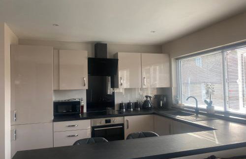 Rivendell spacious two bedroom 1st floor flat - Foto 6