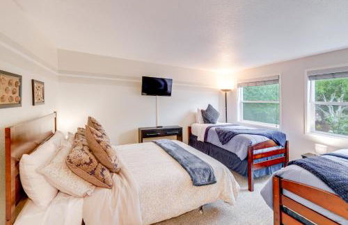 Private Beach, Deck and Grill! Siuslaw River Getaway - Foto 20