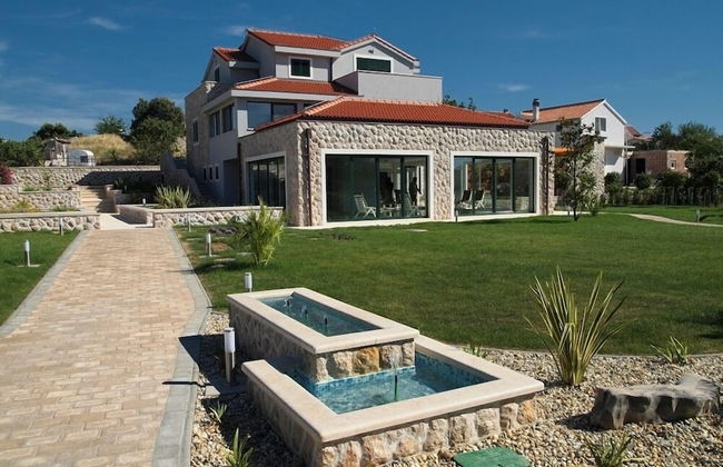 Villa Marina Betina - Foto 1