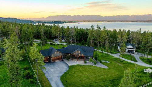 Luxe Lakeside New Build by Flathead Lake Speakeasy - Foto 2