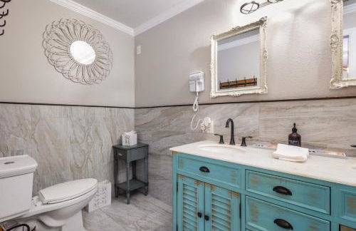 Spacious 3-BR Home with Patio, Firepit & BBQ! - Foto 17