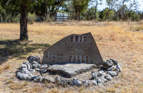 Private Luxury RV Getaway Full Bath Kitchen - Foto 21