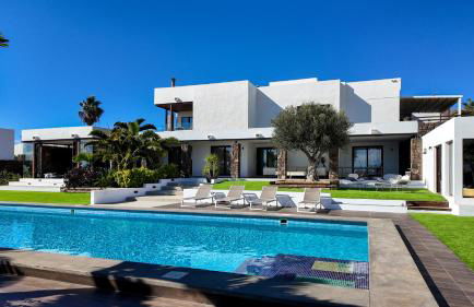 HC LUXURY CELAVELLa - Foto 47