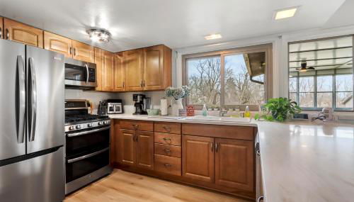 Cozy Retreat With Game Room Lake Como WI by David Rigney Real Estate Solutions - Foto 3