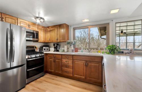 Cozy Retreat With Game Room Lake Como WI by David Rigney Real Estate Solutions - Foto 3