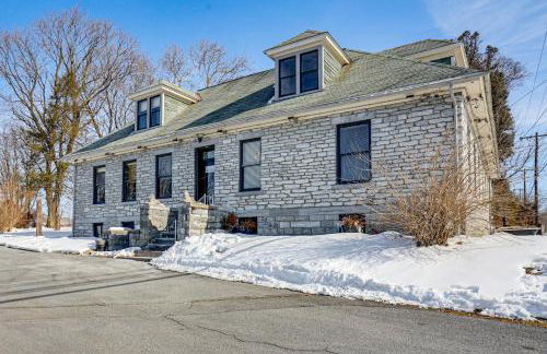 Fun and Unique Home with Vintage Game Room in Annville - Foto 31