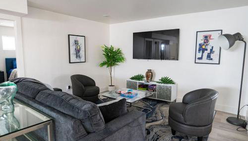 Stylish Downtown Apt - Workspace - Games - Parking - Foto 2