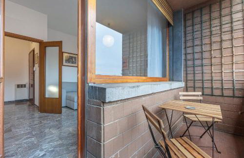 GuestHost - Roomy Apartment near UniBo & Porta San Donato - Photo 9