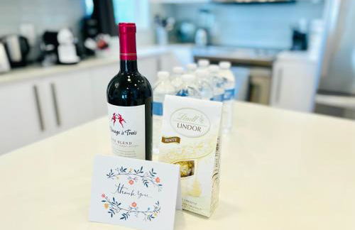 Heated Pool Tropical House with Summer Kitchen 3BR- Oasis in Miami! - Foto 30