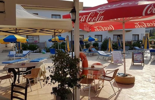 Cosmelenia Hotel Apartments - Foto 40