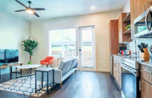 Boulevard Stays Stylish 1BR Getaway Pool Gym & Free Parking - Foto 5