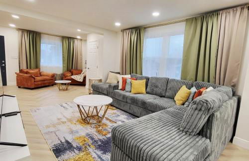 Waterfront Villa with Gameroom and Theater room - Foto 32