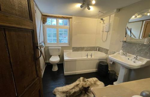 Entire Georgian luxury house - 3 Storey- High St Henley-in-Arden -Two bedrooms-Sleeps 4 people Close to Stratford upon Avon - Warwick - Solihull - NEC - Foto 27