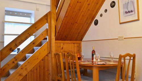 Bakehouse Cottage - Photo 3