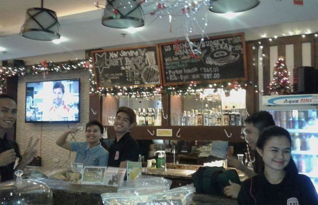 Makati CBD Resort 2 bedroom - Foto 21