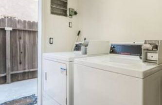 New Renovated Spacious 3 bedroom near DT Alhambra - Foto 15