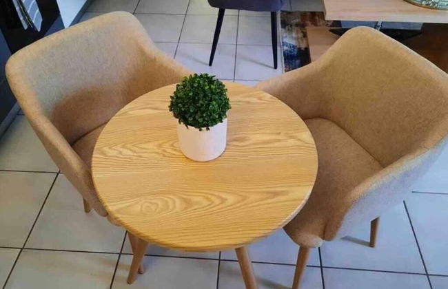 Contemporary Spacious & Comfortable Apartment - Foto 6