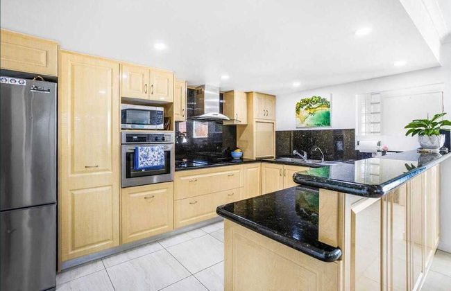 Sundeck Gardens - Photo 13