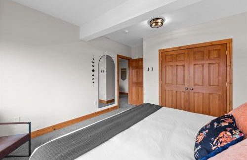 1-Mile to Road America, 2-Miles to Elkhart Lake - Foto 43