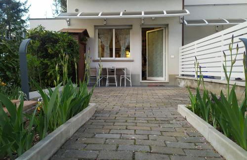 BHH Appartamento Signorini Bologna -wwwbolognaholidayhomecom- Parcheggio Riservato e Giardino - Holiday House Bologna Garden Parking - Foto 44