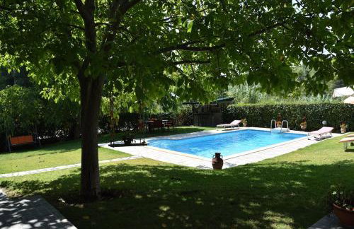 Wooden cottage with private pool near to sea - Foto 28