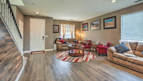 Air Racing Decor, Hot Tub Sparks Home! - Photo 4