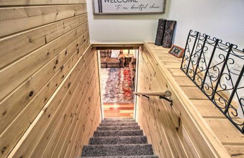 Retreat with Lake Access and Private Boat Dock! - Foto 21