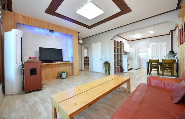 Sokcho Daemyung Pension - Photo 30