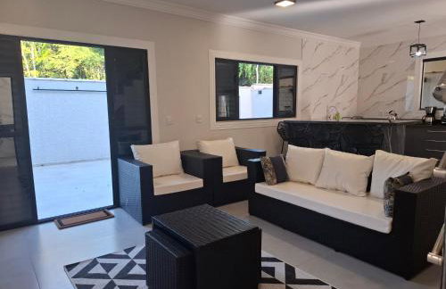 Casa com 3 suítes a 5 min do Centro - Foto 1