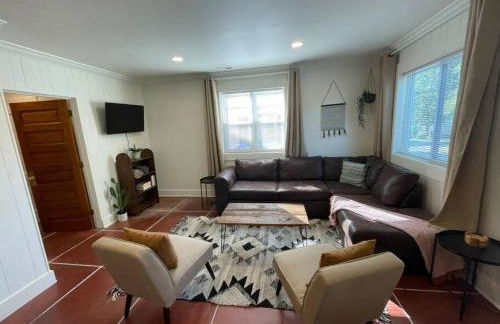 Martin Mill, Santa Fe Inspired Bungalow, 5 minutes to downtown - Foto 13