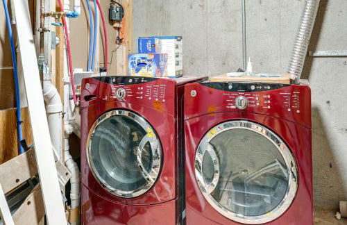 Quiet Pueblo Home with Pool Table, 5 Mi to Downtown! - Foto 24