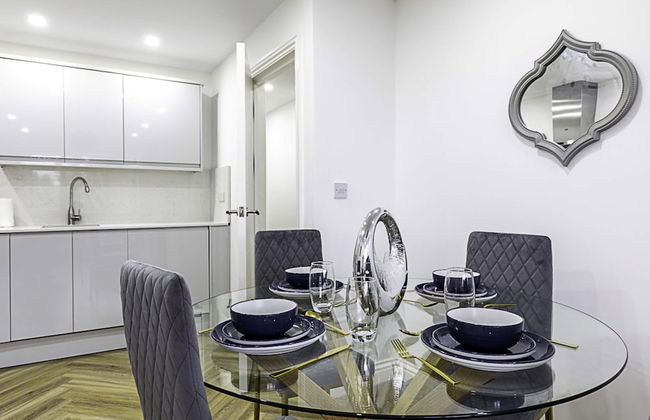 Spacious and Beautiful Apartment In Hanwell - Foto 17