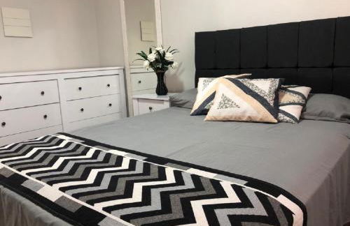 Duplex com laser privativo - piscina, sala de jogos, área de churrasqueira - Foto 14