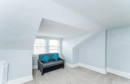 TWO town homes! 6 Bedrooms, 2 King beds, Walk to Eats - Foto 56