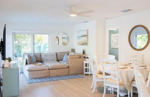 Heated Pool- MiniGolf- Fire Pit- Game Room- 1mi to Beach - Foto 16