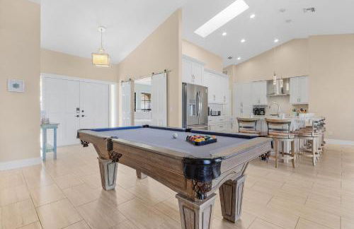 Modern, Luxurious, Waterfront home with Heated Pool - Villa Dock Holiday - Roelens Vacations - Foto 24