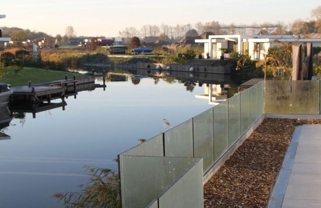 Exclusive Villa With Boat Terrace - Foto 37