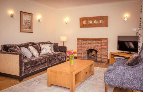 Riverbank Cottage - idyllic riverside country cottage on South Downs - Foto 8