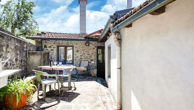 Belvilla by OYO Farmhouse with Private Terrace - Photo 2, Primary image