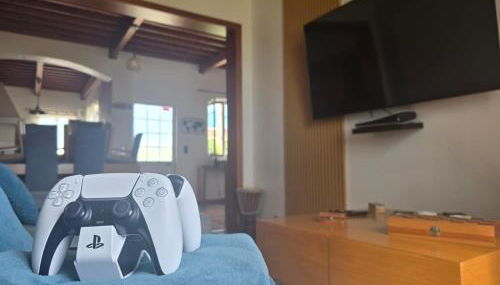 Fun and Fly House - Photo 2