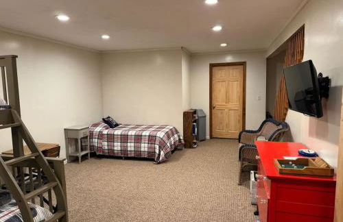 Lakeside Getaway includes Hot Tub pet friendly - Foto 40