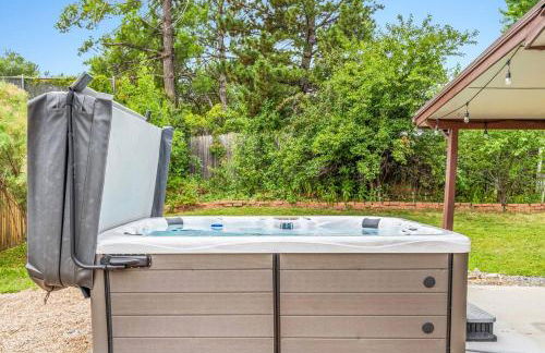 DenverRed Rocks 6BR Sleeps 14 Hot Tub - Foto 4