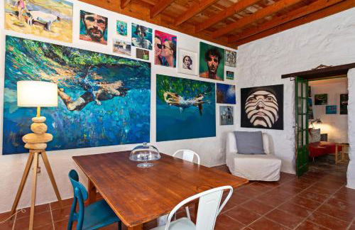 Bohemian Art House - 2BR in Yaiza & Garden - Photo 19