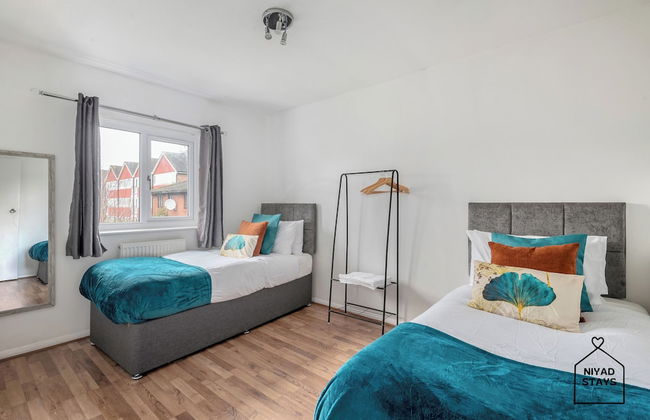 Hale Lodge, Beautiful 3 BR Home With Free Parking - Foto 3