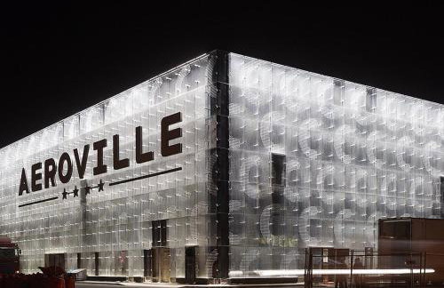 Chic and Peaceful apartment Roissy Charles de Gaulle Airport 15mins-Parc des Expositions Villepinte 10mins- Disneyland 30mins - Foto 15