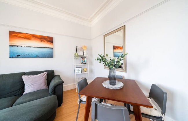 Ferry Gem - Live Like a Local - Foto 5